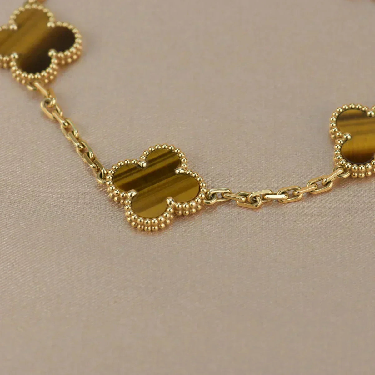 [Stars Jewelry] CLOVER 5 MOTIFS TIGER EYE BRACELET COLLECTION